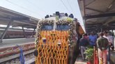 ಬೆಂಗಳೂರು-ಮುಂಬೈ ಹೊಸ ಎಕ್ಸ್‌ಪ್ರೆಸ್‌ ರೈಲು ಸಂಚಾರಕ್ಕೆ ಚಾಲನೆ