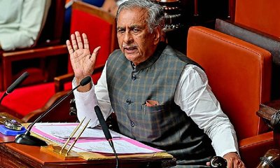 ವಿಧಾನ ಪರಿಷತ್‌ ಸ್ಪೀಕರ್‌ ಸ್ಥಾನಕ್ಕೆ ಬಸವರಾಜ ಹೊರಟ್ಟಿ ದಿಢೀರ್‌ ರಾಜೀನಾಮೆ