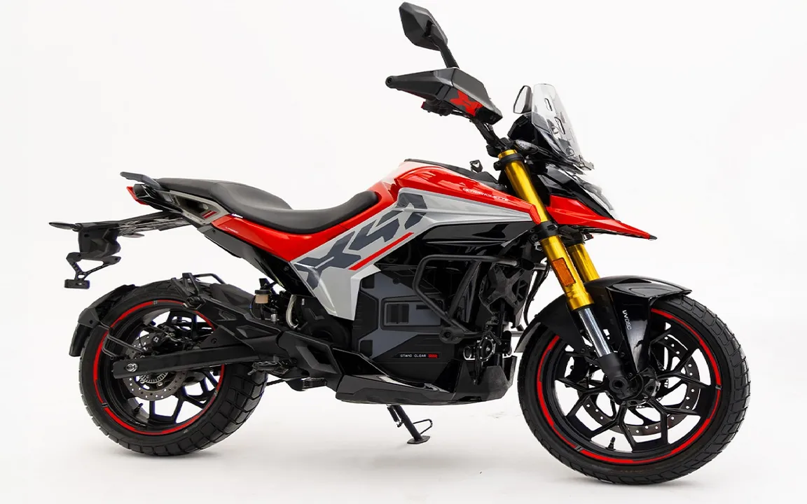 Ultraviolette ನಿಂದ 'ಬ್ಯಾಟರಿ ಫ್ಲೆಕ್ಸ್' ಸೌಲಭ್ಯ ಪ್ರಾರಂಭ; ಸಂಸ್ಥೆಯ 6ನೇ ಎಕ್ಸ್ಪೀರಿಯನ್ಸ್ ಸೆಂಟರ್ ಉದ್ಘಾಟನೆ