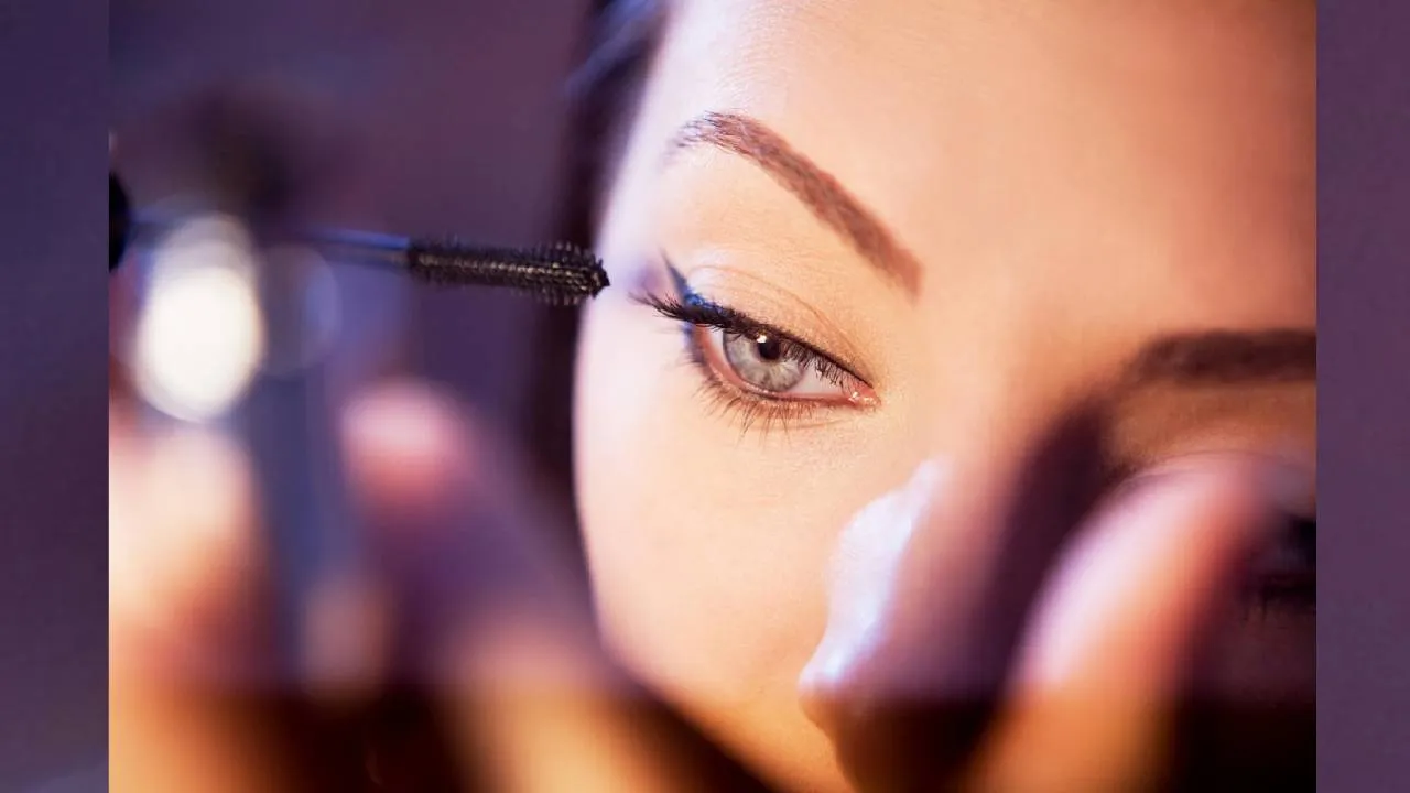 Beauty Trend 2025: ಕಂಗಳ ಕಾಂತಿ ಹೆಚ್ಚಿಸುವ ಮಸ್ಕರಾ ಸೀಕ್ರೇಟ್ಸ್ - Image 2