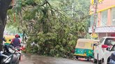 ಬೆಂಗಳೂರಲ್ಲಿ ಆಲಿಕಲ್ಲು ಮಳೆ ಅಬ್ಬರ; ಪ್ರಮುಖ ರಸ್ತೆಗಳು ಜಲಾವೃತ