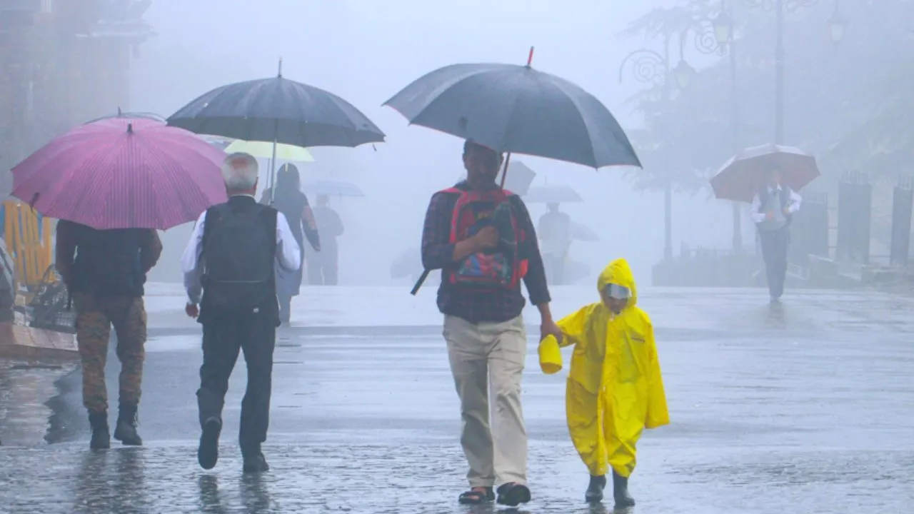 Karnataka Weather: ಹವಾಮಾನ ವರದಿ; ಇಂದು ಬೆಂಗಳೂರು, ಮೈಸೂರು ಸೇರಿ ಈ ಜಿಲ್ಲೆಗಳಲ್ಲಿ ಗುಡುಗು ಸಹಿತ ಮಳೆ ನಿರೀಕ್ಷೆ