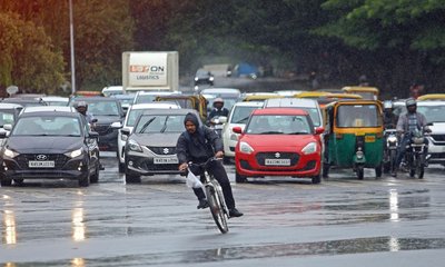 ಬೆಂಗಳೂರು ವಾತಾವರಣ ಕೂಲ್‌ ಕೂಲ್; ಹಲವೆಡೆ ಜಿಟಿಜಿಟಿ ಮಳೆ