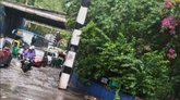 ಬೆಂಗಳೂರಿನ ಹಲವೆಡೆ ಮಳೆ ಆರ್ಭಟ; ವಾಹನ ಸವಾರರ ಪರದಾಟ
