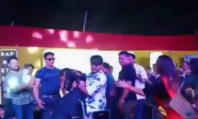 ನರ್ತಕಿಯನ್ನು ಜನಸಮೂಹದತ್ತ ಎಸೆದ ಗಾಯಕ: ಕಿಡಿಕಾರಿದ ನೆಟ್ಟಿಗರು!