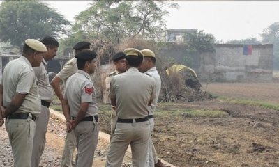 ಪೊಲೀಸ್‌ ಠಾಣೆಯ ಹತ್ತಿರವೇ ಭಾರೀ ಸ್ಫೋಟ!