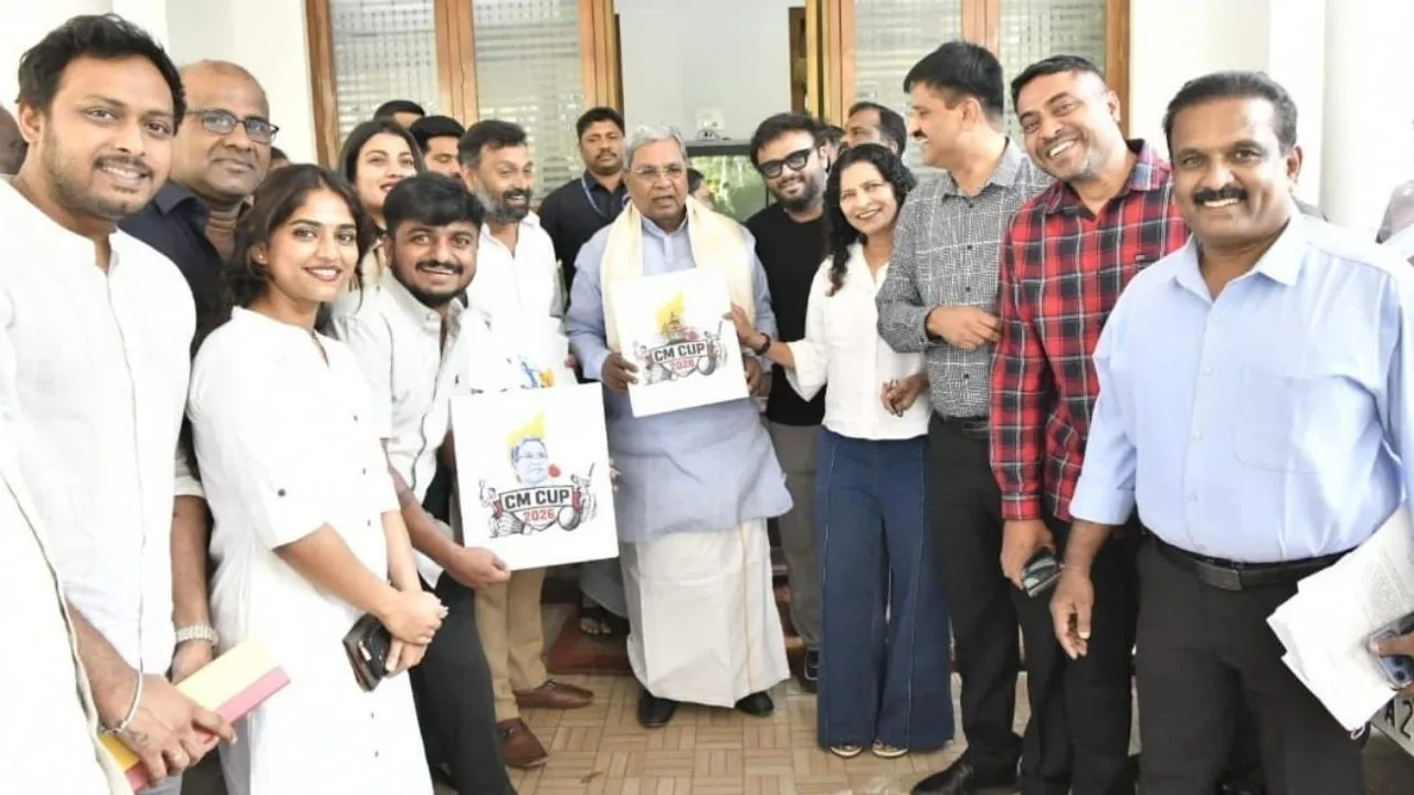 ಸಿಎಂ ಕಪ್ ಬ್ಯಾಡ್ಮಿಂಟನ್ ಟೂರ್ನಿಯ ಲೋಗೋ ಬಿಡುಗಡೆ ಮಾಡಿದ ಮುಖ್ಯಮಂತ್ರಿ ಸಿದ್ದರಾಮಯ್ಯ!