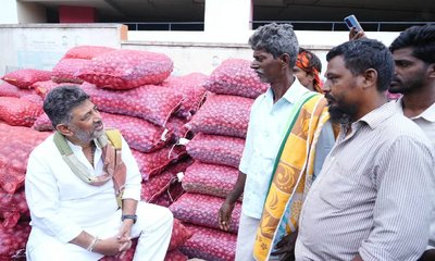 ರೈತರ ವಿಮೆ ಹಣ ಕಟ್ಟದ ಸೊಸೈಟಿ ಕಾರ್ಯದರ್ಶಿ ವಜಾಕ್ಕೆ ಸಿಎಂ ಸೂಚನೆ