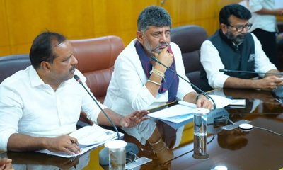 ಅಲ್ಪಸಂಖ್ಯಾತರ ಸಮಸ್ಯೆಗಳಿಗೆ ಸ್ಪಂದಿಸಿ: ಅಧಿಕಾರಿಗಳಿಗೆ ಸಿಎಂ ಸೂಚನೆ