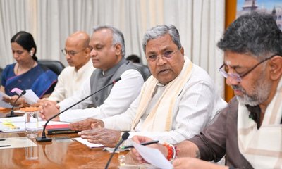 ಹಳ್ಳಿ ಅಧಿಕಾರ ಕಸಿದುಕೊಂಡ ಮೋದಿ ಸರ್ಕಾರ: ಸಿಎಂ ಸಿದ್ದರಾಮಯ್ಯ ಆಕ್ರೋಶ