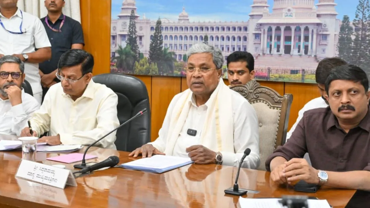 Karnataka Budget 2026: ವಿತ್ತೀಯ ಶಿಸ್ತು ಉಲ್ಲಂಘಿಸಿಲ್ಲ, ಸಾಲ ಮಾಡದೇ ಯಾವ ದೇಶ, ರಾಜ್ಯದ ಅಭಿವೃದ್ಧಿ ಸಾಧ್ಯವಿಲ್ಲ ಎಂದ ಸಿಎಂ