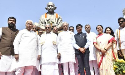 ಗ್ರಾಮಸ್ವರಾಜ್ಯದ ಕಲ್ಪನೆಗೆ ಶಕ್ತಿ ತುಂಬಿದ ಮಹಾನ್ ಚೇತನ ಗಾಂಧೀಜಿ: ಸಿಎಂ