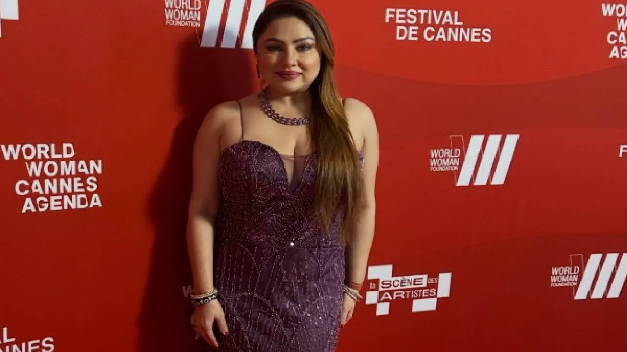 Cannes Fashion 2026: ಕಾನ್ಸ್‌ನಲ್ಲಿ ಅನಾವರಣಗೊಂಡ ಪ್ರಿಯಾಂಕ ಉಪೇಂದ್ರ ಧರಿಸಿದ 3 ವಿನ್ಯಾಸದ  ಗೌನ್‌ಗಳಿವು - Image 5