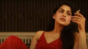 Malayalam Movie: ಬೋಲ್ಡ್ ದೃಶ್ಯಗಳಿಂದಾಗಿ ಓಟಿಟಿಯಲ್ಲಿ ಸದ್ದು ಮಾಡುತ್ತಿದೆ ಈ ಮಲಯಾಳಂ ಸಿನಿಮಾ - Image 1