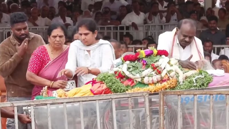 Chennamma's Funeral (2)