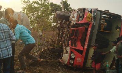 ಚಿಂಚೋಳಿಯಲ್ಲಿ ಭೀಕರ ಸರಣಿ ಅಪಘಾತ; 10 ಜನರಿಗೆ ಗಾಯ