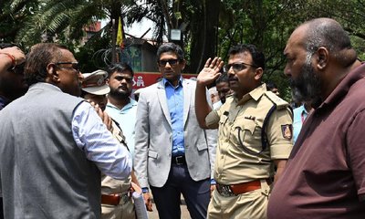 ಚಿನ್ನಸ್ವಾಮಿ ಕ್ರೀಡಾಂಗಣ ಪರಿಶೀಲನೆ ನಡೆಸಿದ ಬೆಂಗಳೂರು ಪೊಲೀಸರು