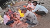 Freezing cold: ಕೊರೆಯುವ ಚಳಿಗೆ ಕಲ್ಯಾಣದ ಜನರು ತತ್ತರ