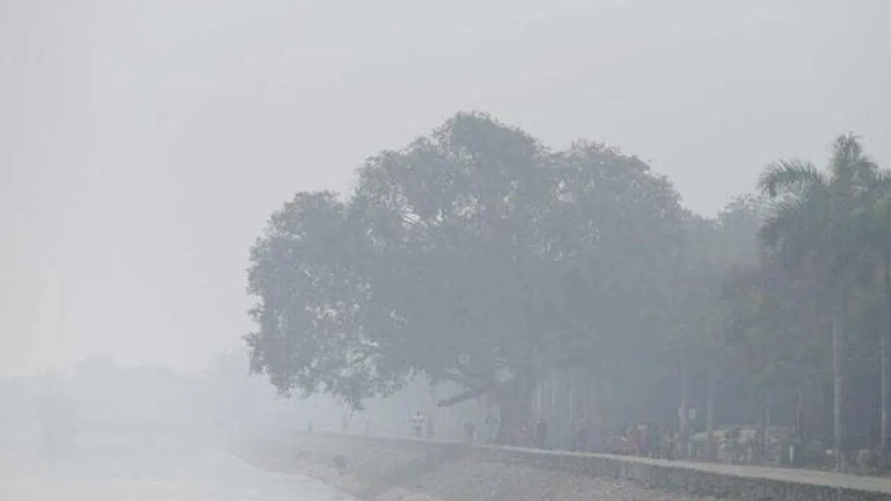 Karnataka Weather: ಇಂದು ಬೆಂಗಳೂರಿನಲ್ಲಿ ಮೋಡ ಕವಿದ ವಾತಾವರಣ, ಉಳಿದೆಡೆ ಒಣ ಹವೆ