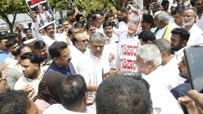 Congress Protest (1)