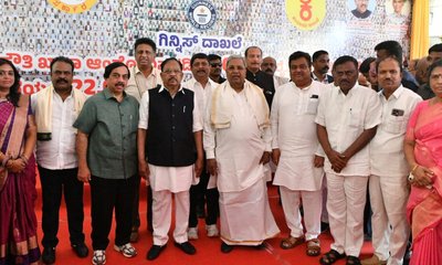 ಕರ್ನಾಟಕ ಅಭಿವೃದ್ಧಿ ಮುಂದೆ ಗುಜರಾತ್ ಮಾದರಿ ಟೊಳ್ಳು: ಸಿಎಂ