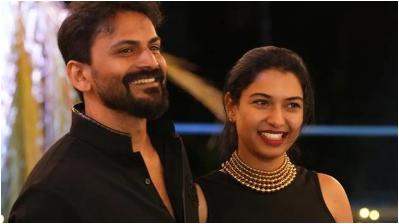 Photos: ಮೊದಲನೇ ಮದುವೆ ವಾರ್ಷಿಕೋತ್ಸವದ ಸಂಭ್ರಮದಲ್ಲಿ ಡಾಲಿ ಧನಂಜಯ ದಂಪತಿ; ಇಲ್ಲಿವೆ ಅಪರೂಪದ ಫೋಟೋಗಳು - Image 5