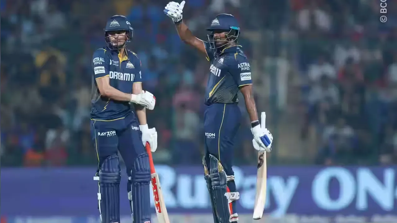 ಡೆಲ್ಲಿಯನ್ನು ಮಣಿಸಿದ ಗುಜರಾತ್‌ ಟೈಟನ್ಸ್‌: ಆರ್‌ಸಿಬಿ ಸೇರಿ 3 ತಂಡಗಳಿಗೆ ಐಪಿಎಲ್‌ ಪ್ಲೇಆಫ್ಸ್‌ ಟಿಕೆಟ್‌! - Image 3
