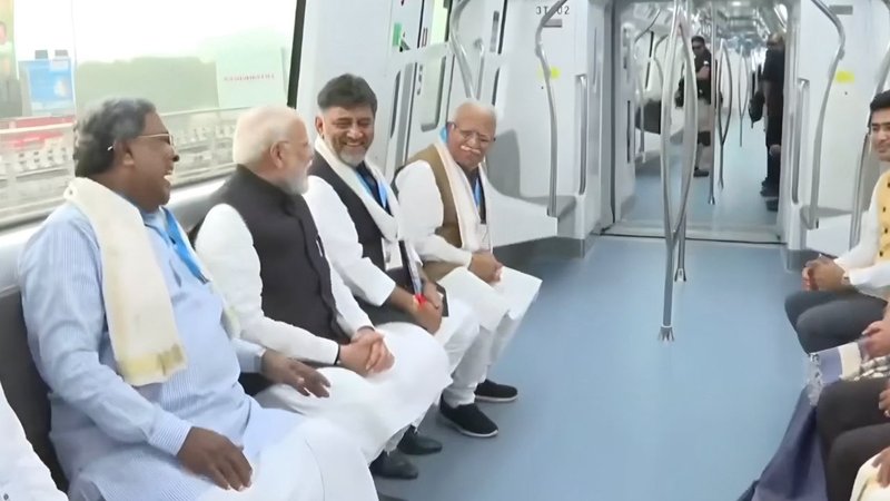 DK Shivakumar (8)