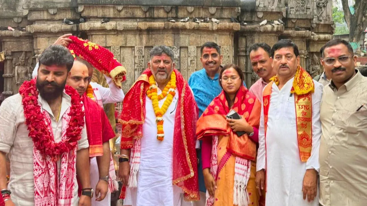 Assam Elections 2026: ಅಸ್ಸಾಂನಲ್ಲಿ ಹಿಟ್ಲರ್ ಆಡಳಿತಕ್ಕೆ ಕೊನೆ ಹಾಡಬೇಕು: ಡಿಸಿಎಂ ಡಿ.ಕೆ. ಶಿವಕುಮಾರ್