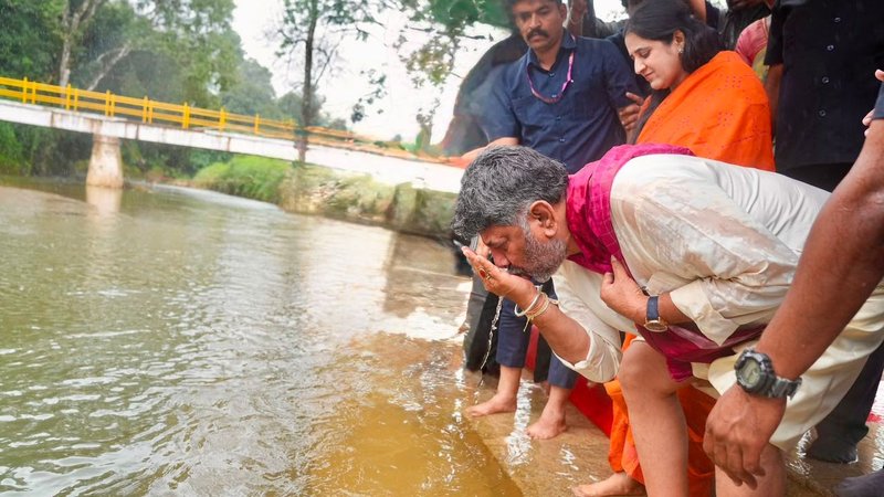 DK Shivakumar in Kodagu