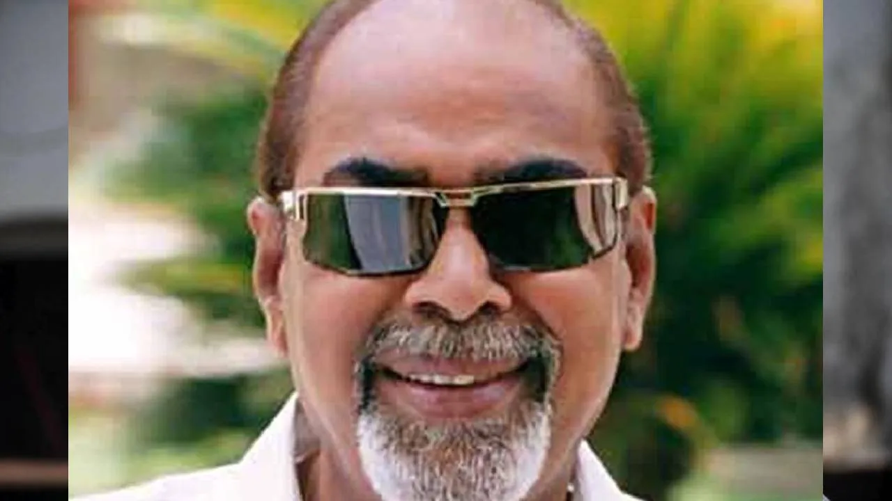 Dadasaheb Phalke Award: ಡಾ. ರಾಜ್‌ಕುಮಾರ್‌, ರಜನಿಕಾಂತ್‌...: ಪ್ರತಿಷ್ಠಿತ ದಾದಾಸಾಹೇಬ್‌ ಫಾಲ್ಕೆ ಪ್ರಶಸ್ತಿ ಪಡೆದ ದಕ್ಷಿಣ ಭಾರತದ ಪ್ರತಿಭೆಗಳಿವರು - Image 8