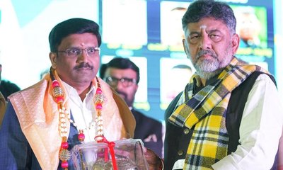 ಪತ್ರಕರ್ತರ ತರಬೇತಿ ಕಾಲೇಜು ತೆರೆಯಲು 1 ಎಕರೆ ಭೂಮಿ: ಡಿಕೆಶಿ