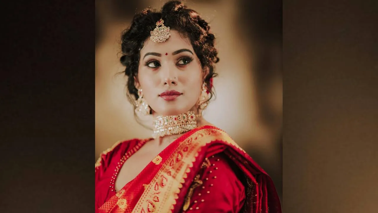 Dasara Fashion 2025: ದಸರಾ ಹಬ್ಬದ ಟ್ರೆಡಿಷನಲ್ ಲುಕ್‌ಗೆ ಇಲ್ಲಿದೆ ಒಂದಿಷ್ಟು ಐಡಿಯಾ - Image 5