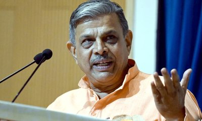 ಮುಸ್ಲಿಮರು ಸೂರ್ಯ ನಮಸ್ಕಾರ ಮಾಡಬೇಕು, ನದಿಗಳನ್ನು ಪೂಜಿಸಬೇಕು