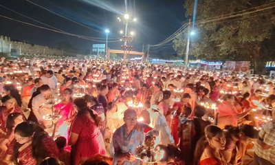 ಲಲಿತ ಸಹಸ್ರನಾಮ ಪಾರಾಯಣ, ಲಕ್ಷ ದೀಪೋತ್ಸವ