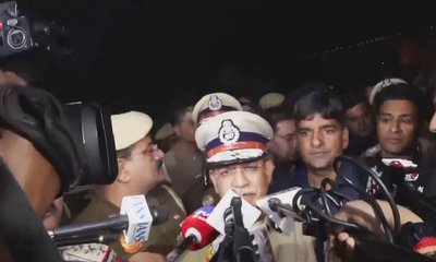 ಕೆಂಪು ದೀಪದ ಬಳಿ ನಿಂತ ಬಳಿಕ ಕಾರು ಸ್ಫೋಟ: ಪೊಲೀಸರು