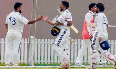 ಎರಡು ಶತಕ ಬಾರಿಸಿ ಗಂಭೀರ್‌ಗೆ ತಲೆ ನೋವು ತಂದ ಜುರೆಲ್‌!