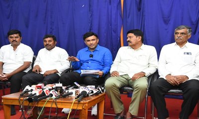 ಸರ್ಕಾರ ಐಸಿಯುನಲ್ಲಿದೆ, ಬೆಲೆ ಏರಿಕೆಯಾಗಿದೆ, ಅಭಿವೃದ್ಧಿ ಕುಂಠಿತವಾಗಿದೆ
