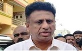 ವಿದ್ಯೆ ಕಲಿಸಿದ ಗುರು ಮತ್ತು ಜನ್ಮ ನೀಡಿದ ಪಾಲಕರನ್ನು ಎಂದಿಗೂ ಮರೆಯದಿರಿ