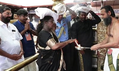 ಶಬರಿಮಲೆ ಅಯ್ಯಪ್ಪನ ದರ್ಶನ ಮಾಡಿದ ರಾಷ್ಟ್ರಪತಿ