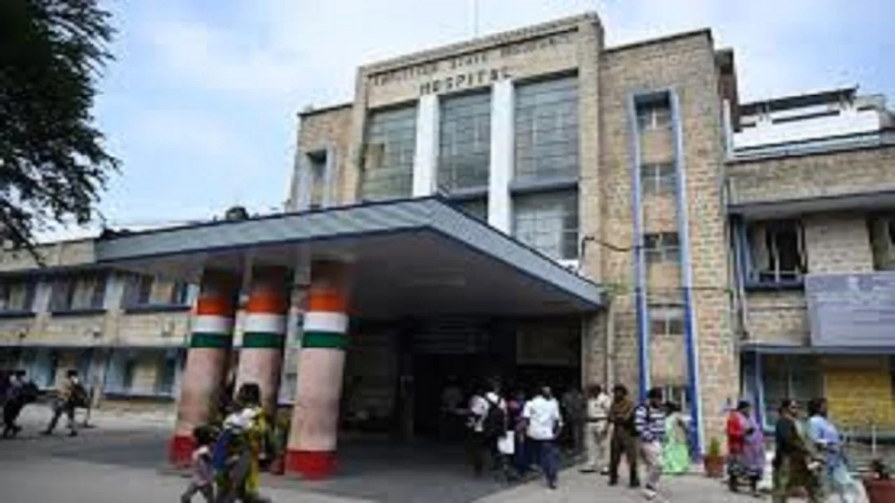 ESI Hospital: ಹಣ ನೀಡದ ಕಾರ್ಮಿಕ ಇಲಾಖೆ, ಚಿಕಿತ್ಸೆ ನೀಡದ ಇಎಸ್‌ʼಐ ಆಸ್ಪತ್ರೆ