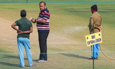 'ಪಿಚ್ ಕೆಟ್ಟದ್ದಲ್ಲ'; ಟೀಕೆಗೆ ಕ್ಯುರೇಟರ್ ಸುಜನ್ ಮುಖರ್ಜಿ ಉತ್ತರ