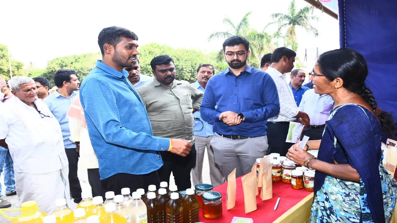 ಜಿಲ್ಲಾಡಳಿತ ಭವನದಲ್ಲಿ ಶಾಶ್ವತವಾಗಿ ಸ್ವಸಹಾಯ ಸಂಘಗಳ ಪ್ರೋತ್ಸಾಹಕ್ಕಾಗಿ ಅಕ್ಕ ಮಳಿಗೆ ತೆರೆಯಲು ಚಿಂತನೆ : ಸಿಇಓ ಡಾ.ನವೀನ್ ಭಟ್ ಘೋಷಣೆ