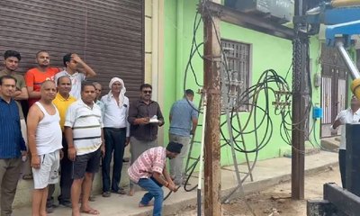 ಟ್ರಾನ್ಸ್‌ಫಾರ್ಮರ್‌ಗೆ ಪೂಜೆ ಮಾಡಿದ ನಾಗರಿಕರು; ಇದರ ಹಿಂದಿದೆ ಅಚ್ಚರಿಯ ಕಾರಣ