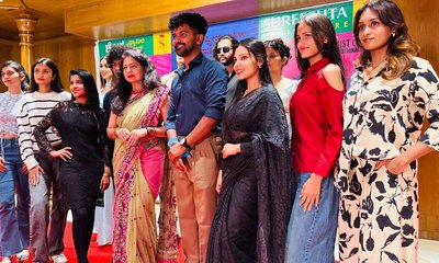 ಯುಗಾದಿ ಕ್ಯಾಲೆಂಡರ್‌ಗಾಗಿ ಮಾಡೆಲ್‌ಗಳ ರ‍್ಯಾಂಪ್‌ ವಾಕ್‌