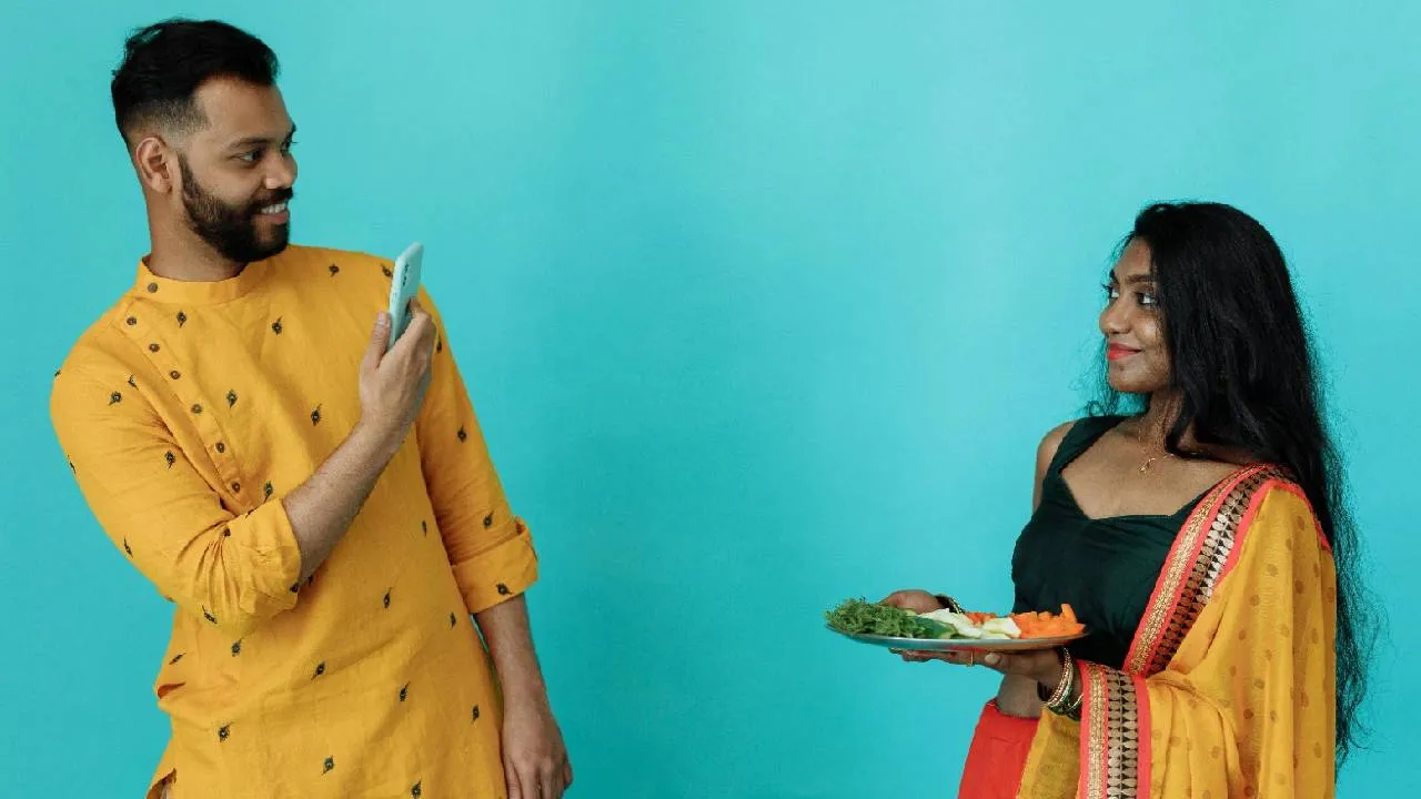 Festival Fashion 2025: ಗಣೇಶ ಚತುರ್ಥಿಯ ಸಂಭ್ರಮಕ್ಕೆ ಸಾಥ್‌ ನೀಡುವಂತಿರಲಿ ಫ್ಯಾಮಿಲಿ  ಸ್ಟೈಲಿಂಗ್‌ - Image 2