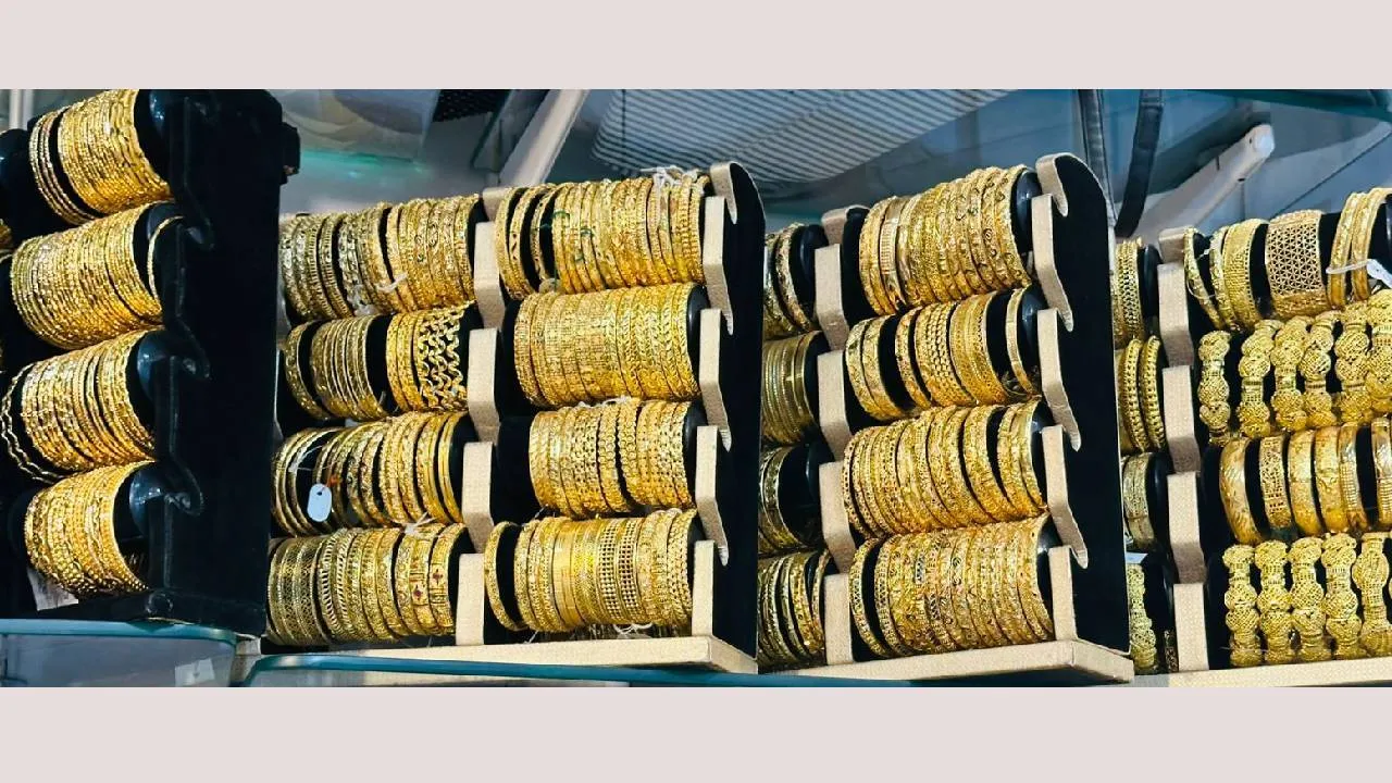 Festival‌ Fashion 2025: ಗೌರಿ ಹಬ್ಬದ ಸೀಸನ್‌ನಲ್ಲಿ ಬಂತು ವೈವಿಧ್ಯಮಯ ಅತ್ಯಾಕರ್ಷಕ ಬಳೆಗಳು - Image 2