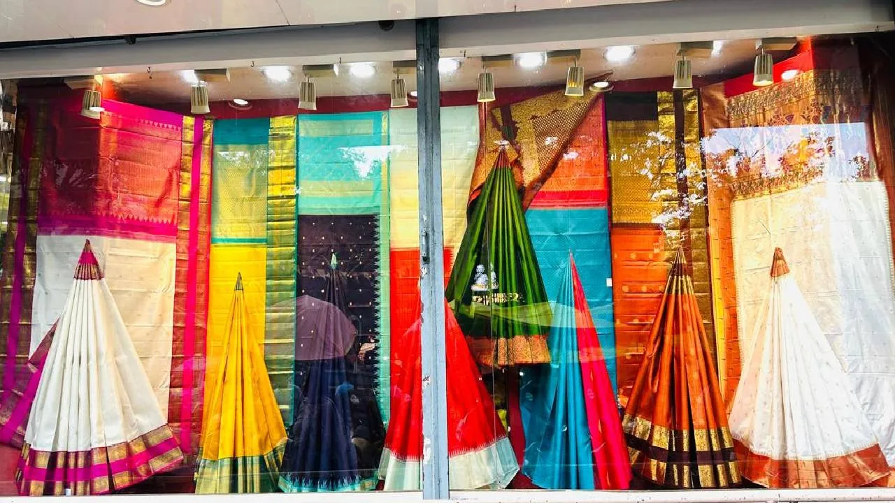 Festival Saree Shopping 2026: ವರಮಹಾಲಕ್ಷ್ಮೀ ಹಬ್ಬಕ್ಕೆ ಶುರುವಾದ ಸೀರೆ ಶಾಪಿಂಗ್‌!