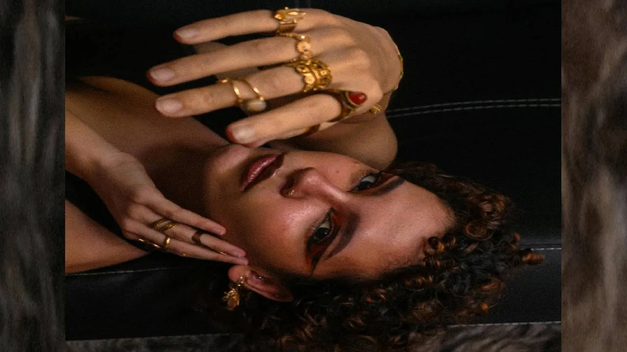 Finger rings