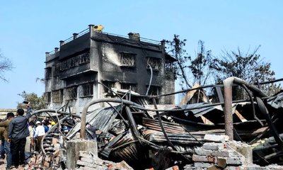 ಕಟ್ಟಡದಲ್ಲಿ ಭಾರೀ ಅಗ್ನಿ ಅವಘಡ ;  21 ಮಂದಿ ಸಜೀವ ದಹನ, 28 ನಾಪತ್ತೆ